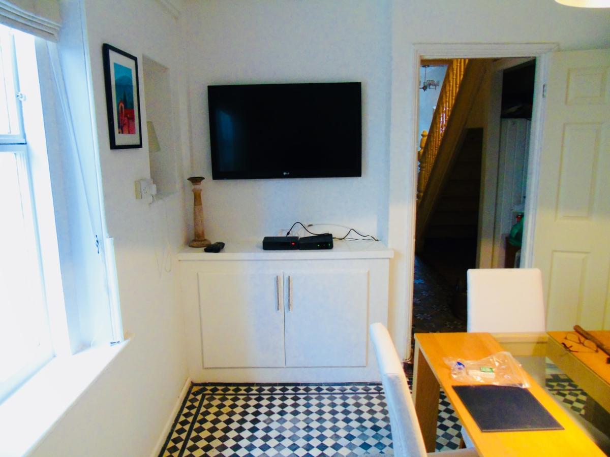 Willows - Cardiff Guest House Extérieur photo